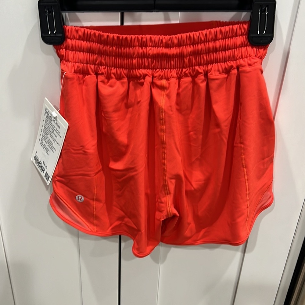 Brand New Lululemon hottie hot HR bright red shorts Size 2